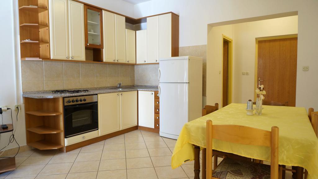 Apartments Sandra Sukosan Room photo